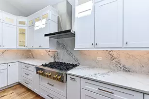 625 N Loomis St, Naperville, IL 60563 - Photo 8