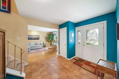 1170 Green Knolls Drive, Buffalo Grove, IL 60089 - Photo 2