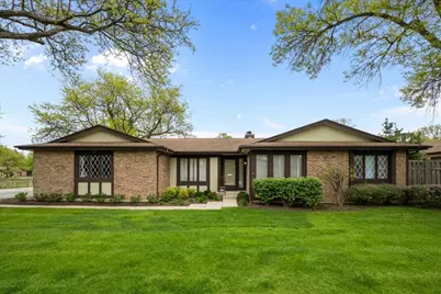 1417 Estate Lane, Glenview, IL 60025 - Photo 1