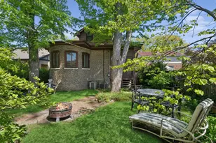 1114 Dobson St, Evanston, IL 60202 - Photo 22