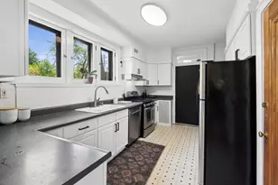 1114 Dobson St, Evanston, IL 60202 - Photo 10