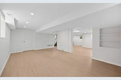 [Address not provided], Riverside, IL 60546 - Photo 36