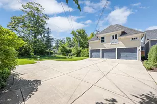 [Address not provided], Riverside, IL 60546 - Photo 34