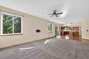 746 Bluebell Ln, Pingree Grove, IL 60140 - Photo 14