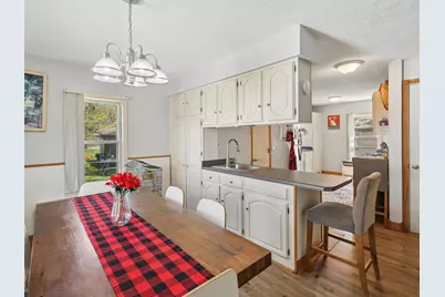 735 Kirkwood Avenue, Winthrop Harbor, IL 60096 - Photo 12