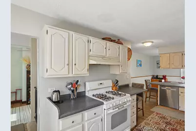 735 Kirkwood Avenue, Winthrop Harbor, IL 60096 - Photo 10