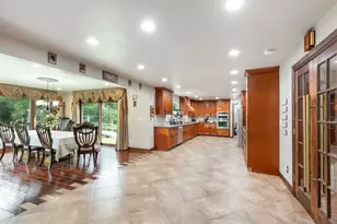 83 S Linden Dr, Plano, IL 60545 - Photo 10
