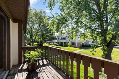 275 Wilmette Court #A2, Schaumburg, IL 60193 - Photo 6