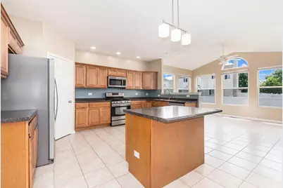 6014 Cherry Ridge Drive, Plainfield, IL 60586 - Photo 4