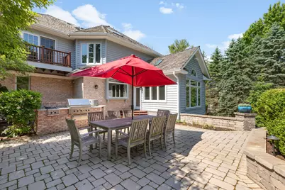 320 Camelot Lane, Libertyville, IL 60048 - Photo 44