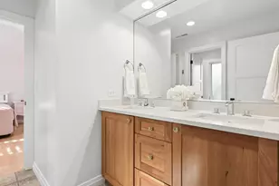[Address not provided], Evanston, IL 60203 - Photo 34
