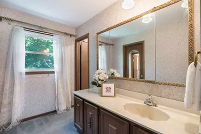 908 Firth Road, Mundelein, IL 60060 - Photo 16