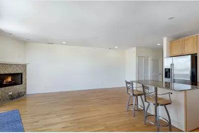 934 W Cuyler Avenue #4B, Chicago, IL 60613 - Photo 4
