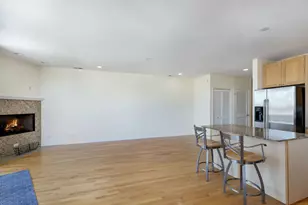 934 W Cuyler Ave, Chicago, IL 60613 - Photo 4