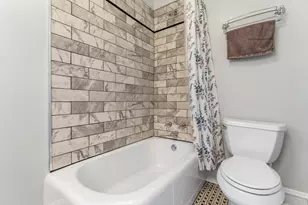 166 Akenside Rd, Riverside, IL 60546 - Photo 10