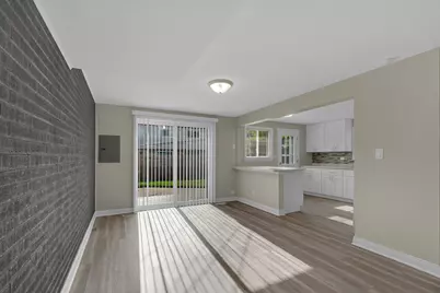 9272 N Home Terrace, Des Plaines, IL 60016 - Photo 12
