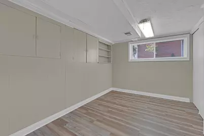 9272 N Home Terrace, Des Plaines, IL 60016 - Photo 32