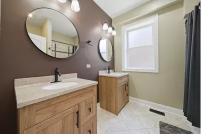 7247 S Luella Avenue, Chicago, IL 60649 - Photo 18