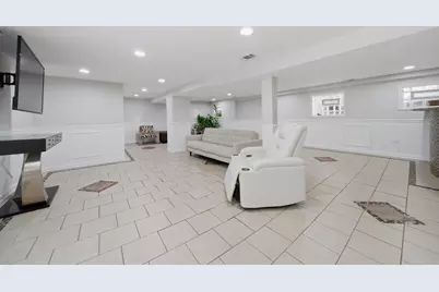 7247 S Luella Avenue, Chicago, IL 60649 - Photo 28