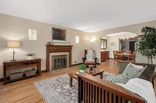812 S Madison Ave, La Grange, IL 60525 - Photo 4