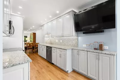 1501 Topp Lane #E, Glenview, IL 60025 - Photo 6