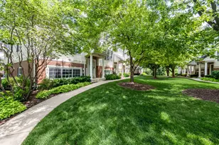 733 Pheasant Trail, Saint Charles, IL 60174 - Photo 18