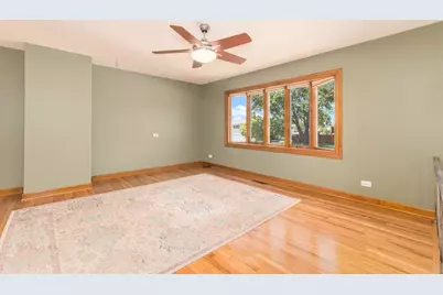 2413 Sioux Avenue, Woodridge, IL 60517 - Photo 10