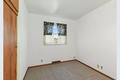 66 E North Avenue, Cortland, IL 60112 - Photo 6