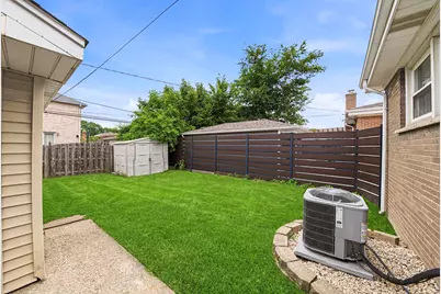 5013 N Oneida Avenue, Norridge, IL 60706 - Photo 16