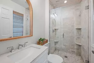 1005 W Firestone Dr, Hoffman Estates, IL 60192 - Photo 12