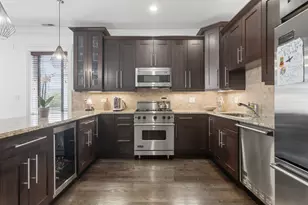 1415 W Belmont Ave, Chicago, IL 60657 - Photo 10
