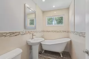 1215 W Roosevelt Rd, Wheaton, IL 60187 - Photo 14