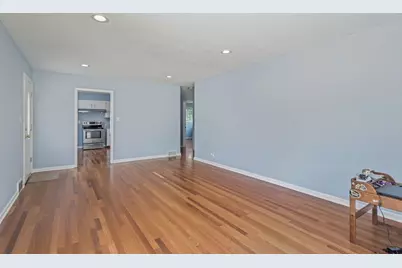 1215 W Roosevelt Road, Wheaton, IL 60187 - Photo 4