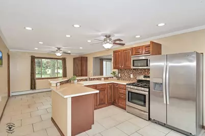 5559 E Boy Scout Road, Saint Anne, IL 60964 - Photo 16