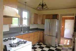 8215 W Forest Preserve Ave, Chicago, IL 60634 - Photo 6