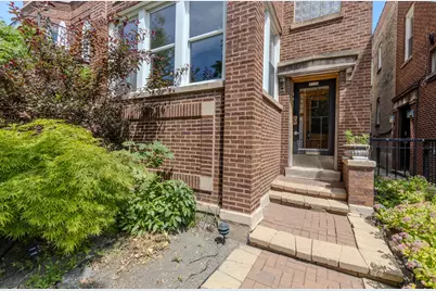 3130 W Wilson Avenue, Chicago, IL 60625 - Photo 2