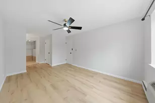 2772 E 75th St, Chicago, IL 60649 - Photo 16
