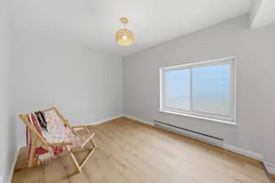 2772 E 75th St, Chicago, IL 60649 - Photo 8