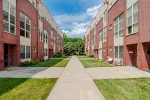 6957 N Western Ave, Chicago, IL 60645 - Photo 1