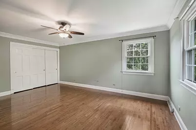 [Address not provided], Libertyville, IL 60048 - Photo 16