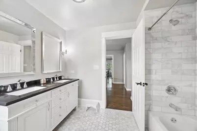 [Address not provided], Western Springs, IL 60558 - Photo 16