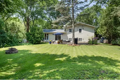 6949 Meadowcrest Drive, Downers Grove, IL 60516 - Photo 24