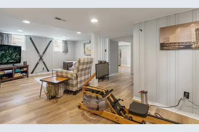 4230 N Moody Avenue, Chicago, IL 60634 - Photo 12
