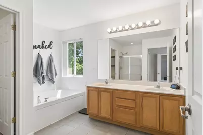[Address not provided], Round Lake, IL 60073 - Photo 18