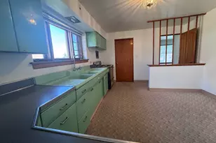 10315 Chaucer St, Westchester, IL 60154 - Photo 8