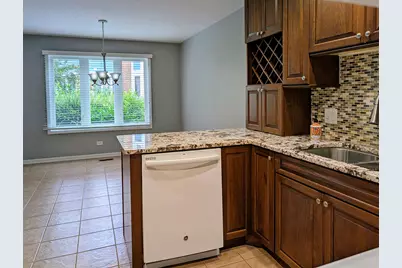 1541 N Kendal Court, Arlington Heights, IL 60004 - Photo 14