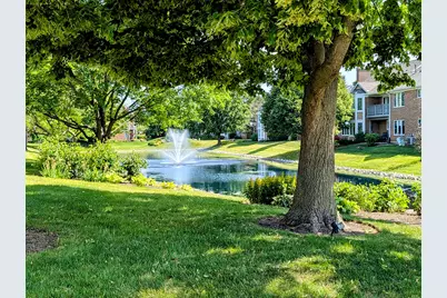 1541 N Kendal Court, Arlington Heights, IL 60004 - Photo 4