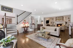 1608 N St Michaels Ct, Chicago, IL 60614 - Photo 8