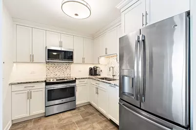 1440 N Lake Shore Drive #18G, Chicago, IL 60610 - Photo 10