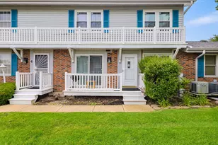 306 Milton Ct, Bloomingdale, IL 60108 - Photo 1